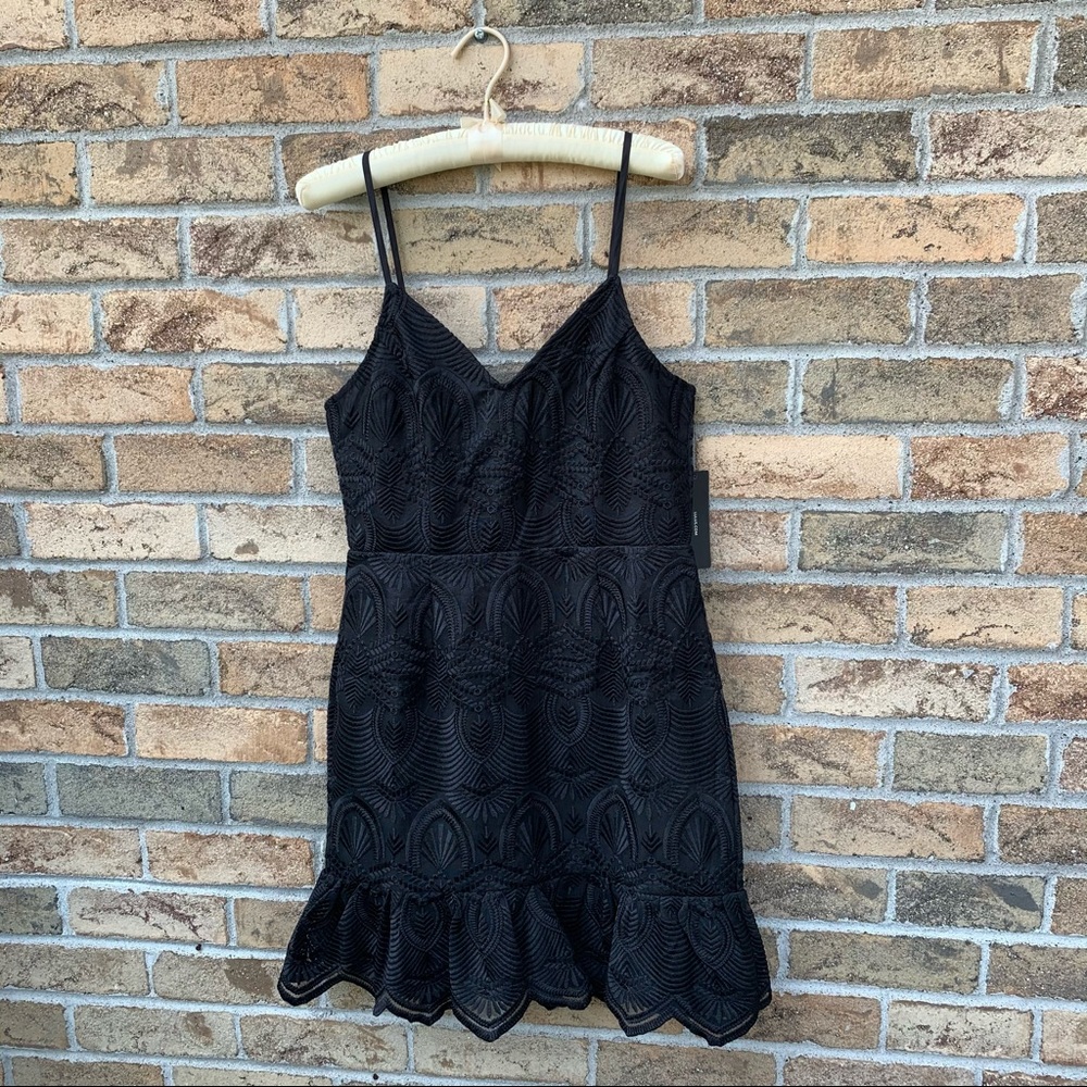 NWOT Lulu’s Black Embroidered Spaghetti Strap V Neck Mini Ruffle Dress